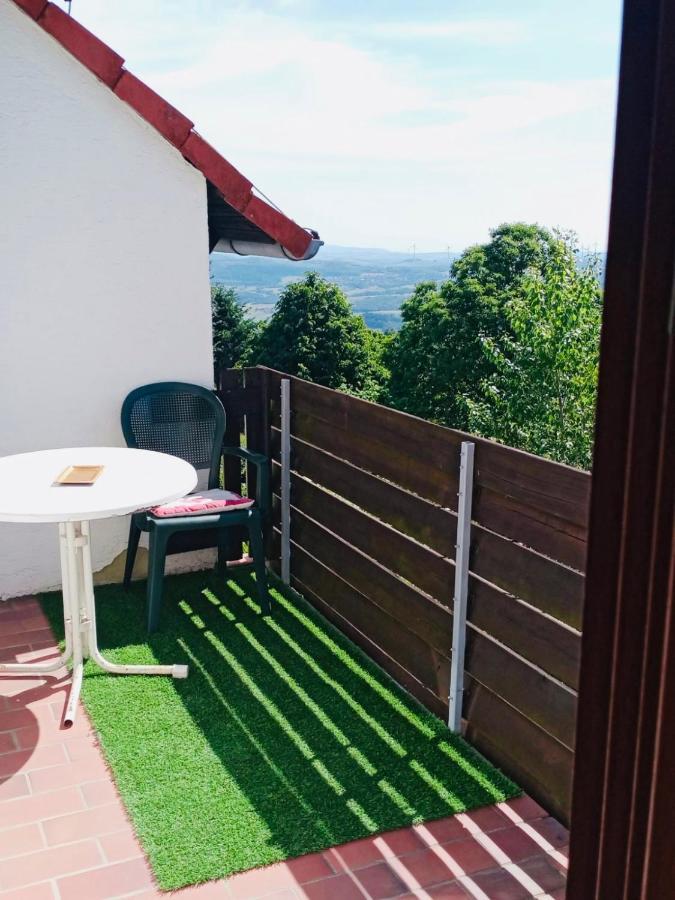 Luxus Appartement Im Schloss Fockelberg Exterior foto